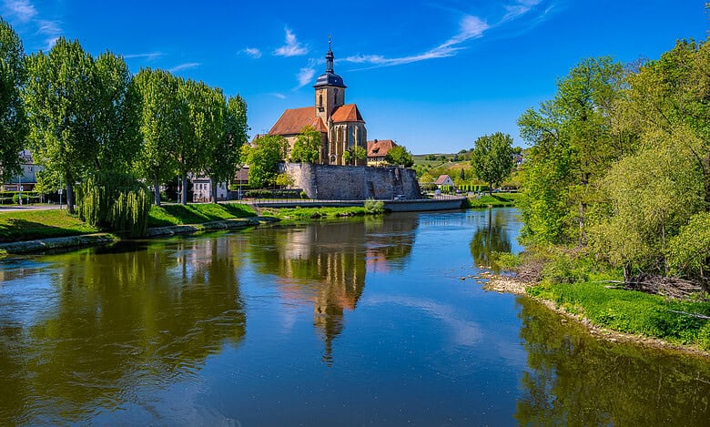 Lauffen am Neckar – Hölderlinstadt mit den 8 schönsten Sehenswürdigkeiten